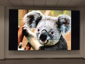 南京特種汽車制配廠三星55寸拼接屏