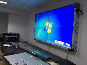 ?安慶市新聞文化出版社，三星原裝55寸2x2大屏拼接項目