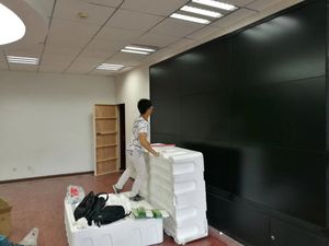 南京航空航天大學江寧校區(qū) 55寸3X3拼接屏